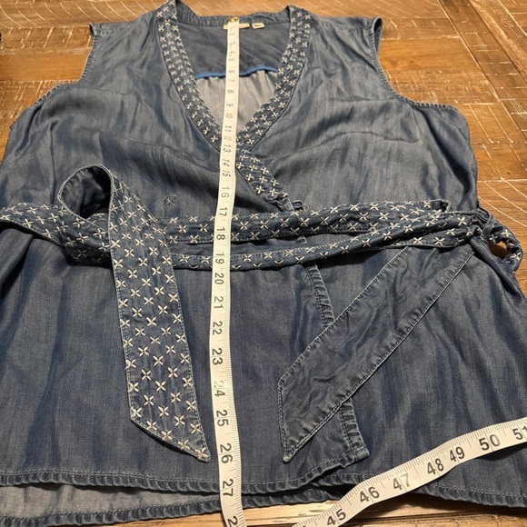 Holding Horses Anthropologie XL Stylish Blue Wrap Tank Top with Belt - Picture 9 of 13